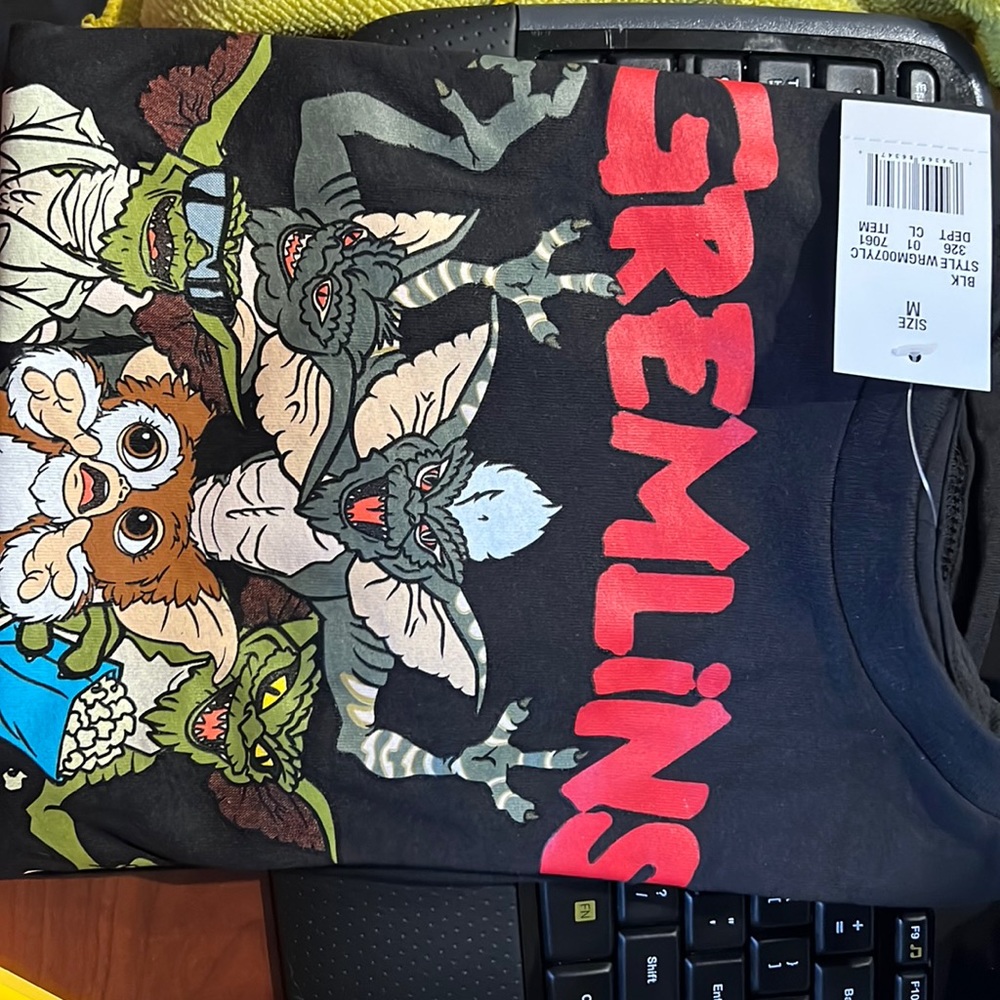 Gremlins t shirt
